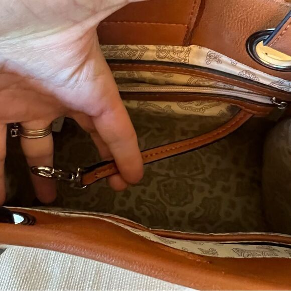Simply Noelle Handbag leather & teak, brown, cream, black, & tan EUC! - Picture 15 of 16